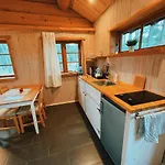 Lodge Joeaeaere Puhkekeskus