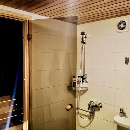 Joeaeaere Puhkekeskus Lodge Langa