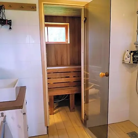 Lodge Joeaeaere Puhkekeskus *
