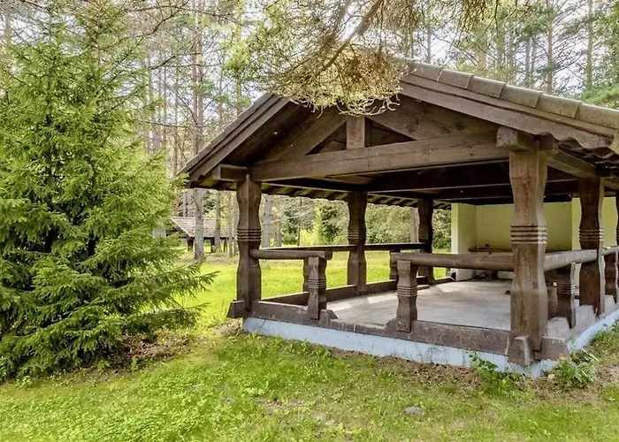 Joeaeaere Puhkekeskus אכסניה